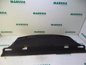 Used Parcel shelf Peugeot 407 (6C/J) 2.7 HDi V6 24V Price € 105,00 Margin scheme offered by Maresia Parts