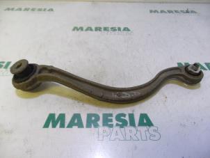 Used Lower wishbone, rear right Peugeot 407 (6C/J) 2.7 HDi V6 24V Price € 50,00 Margin scheme offered by Maresia Parts