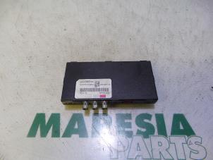 Used Antenna Peugeot 407 (6C/J) 2.7 HDi V6 24V Price € 40,00 Margin scheme offered by Maresia Parts