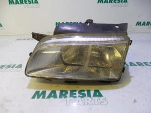 Used Headlight, left Citroen Berlingo Multispace 1.8 Price € 30,00 Margin scheme offered by Maresia Parts