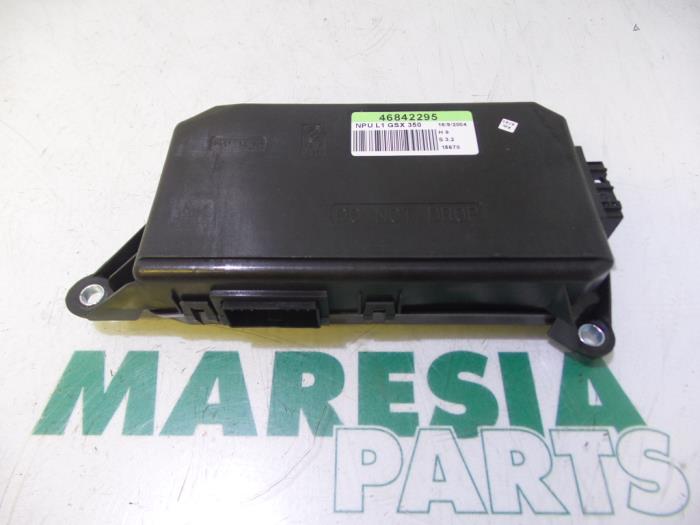 Usagé Ordinateur divers Fiat Idea (350AX) 1.4 16V Prix € 60,00 Règlement à la marge proposé par Maresia Parts