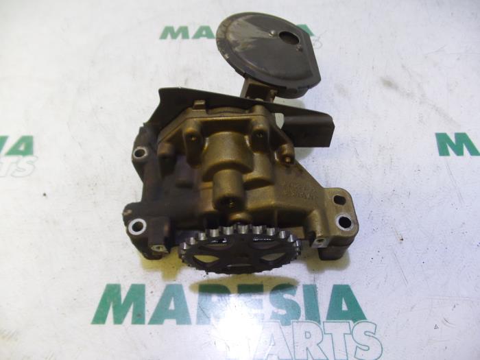 Begagnade Oljepump Citroen Berlingo Cinqspace, Multispace 1.8 Pris € 50,00 Marginaltabell erbjuds av Maresia Parts