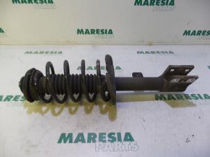 Used Front shock absorber rod, left Citroen C4 Berline (NC) 1.6 e-HDI Price € 50,00 Margin scheme offered by Maresia Parts