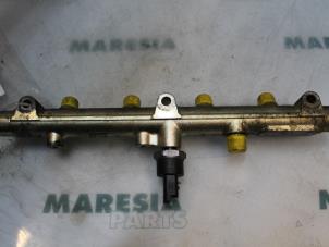 Usagé Système d'injection Peugeot 807 2.2 HDiF 16V Prix € 105,00 Règlement à la marge proposé par Maresia Parts