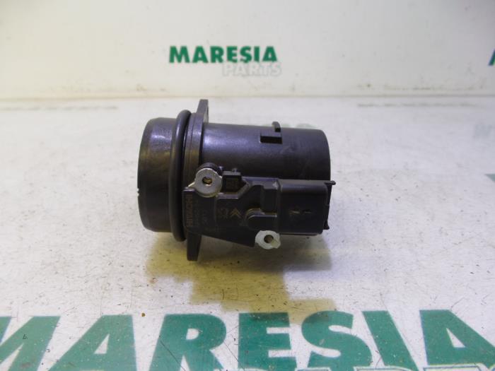 Usagé Débitmètre Peugeot 208 I (CA/CC/CK/CL) 1.4 HDi Prix € 20,00 Règlement à la marge proposé par Maresia Parts
