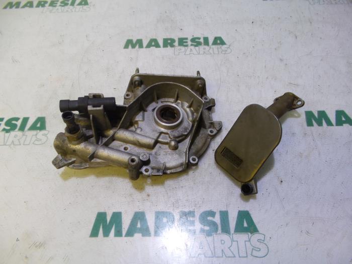 Gebrauchte Ölpumpe Fiat Idea (350AX) 1.4 16V Preis € 59,99 Margenregelung angeboten von Maresia Parts