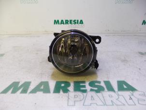 Used Fog light, front right Renault Megane III Berline (BZ) 1.5 dCi 110 Price € 15,00 Margin scheme offered by Maresia Parts