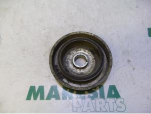 Used Crankshaft pulley Peugeot 407 SW (6E) 2.0 16V Price € 20,00 Margin scheme offered by Maresia Parts