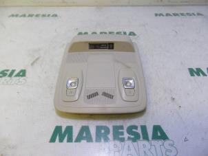 Usagé Ordinateur éclairage Renault Megane IV (RFBB) 1.2 Energy TCE 130 Prix € 25,00 Règlement à la marge proposé par Maresia Parts