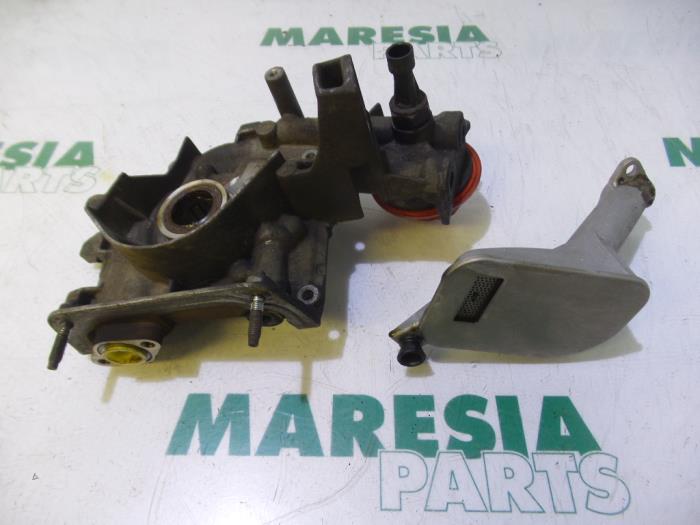 Gebrauchte Ölpumpe Fiat Stilo (192A/B) 1.2 16V 3-Drs. Preis € 105,00 Margenregelung angeboten von Maresia Parts