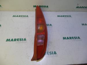 Used Taillight, right Fiat Punto II (188) 1.2 60 S Price € 20,00 Margin scheme offered by Maresia Parts