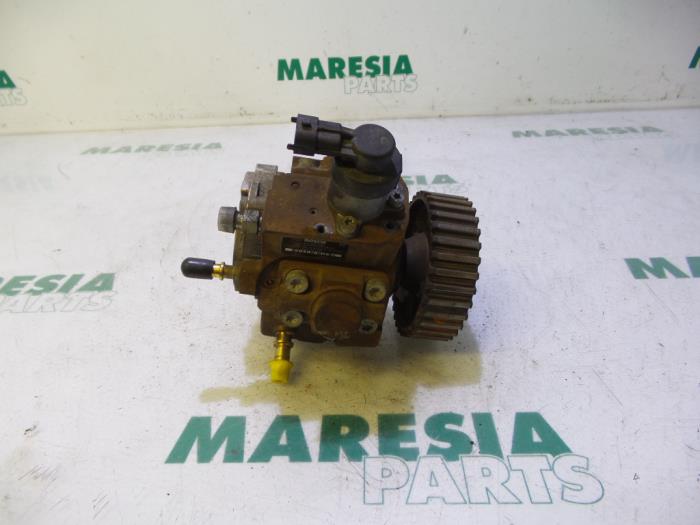 Used Mechanical fuel pump Peugeot Partner (GC/GF/GG/GJ/GK) 1.6 HDI 75 16V Price € 69,00 Margin scheme offered by Maresia Parts