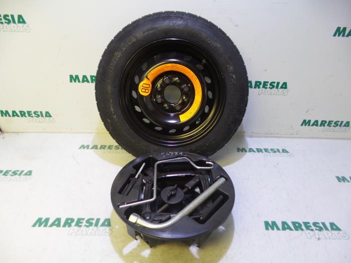 Quelle roue de secours pour un véhicule fiat panda