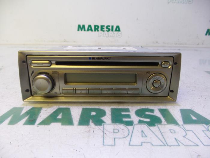 Radio/Lecteur CD d'un Lancia Ypsilon (843) 1.4 16V 2007