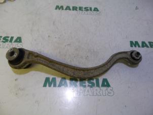 Used Lower wishbone, rear right Peugeot 407 (6D) 1.8 16V Price € 50,00 Margin scheme offered by Maresia Parts