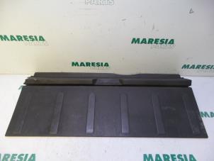 Used Boot mat Peugeot 3008 I (0U/HU) 1.6 HDiF 16V Price € 39,00 Margin scheme offered by Maresia Parts