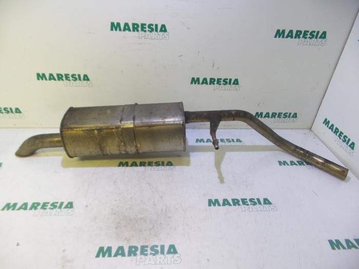 Gebrauchte Auspuff Enddämpfer Peugeot 3008 I (0U/HU) 1.6 HDiF 16V Preis € 50,00 Margenregelung angeboten von Maresia Parts