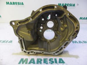 Used Gearbox casing Peugeot 407 (6D) 1.6 HDi 16V Price € 60,00 Margin scheme offered by Maresia Parts