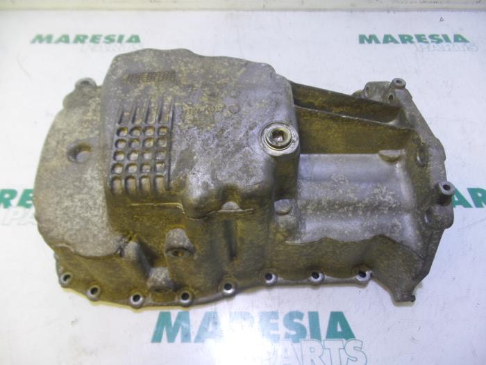 Gebrauchte Ölwanne Renault Laguna II Grandtour (KG) 1.6 16V Preis € 30,00 Margenregelung angeboten von Maresia Parts