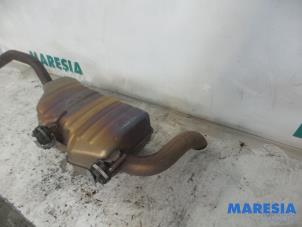 Used Exhaust rear silencer Renault Espace (RFCJ) 1.6 Tce 200 EDC Price € 105,00 Margin scheme offered by Maresia Parts