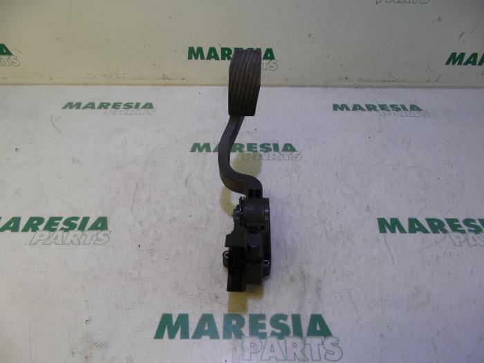 Begagnade Gaspedalsensor Fiat Fiorino (225) 1.3 JTD 16V Multijet Pris € 50,00 Marginaltabell erbjuds av Maresia Parts