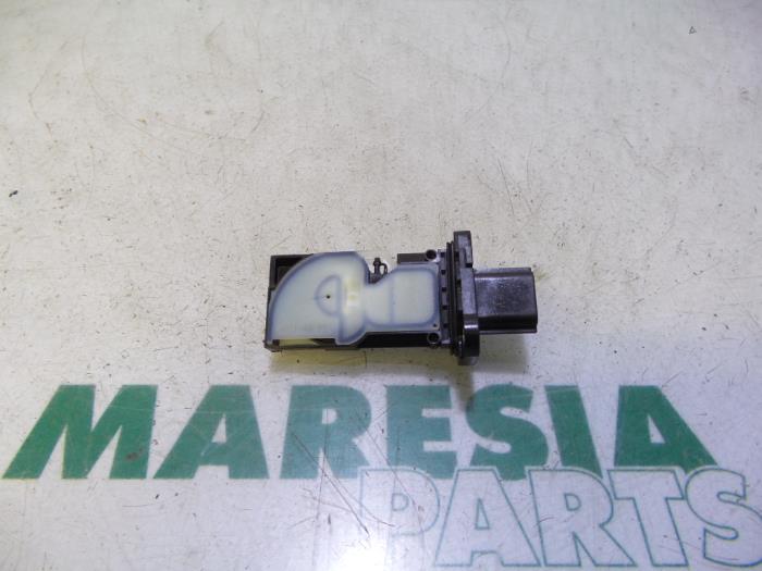 Gebrauchte Luftmengenmesser Renault Espace (RFCJ) 1.6 Tce 200 EDC Preis € 85,00 Margenregelung angeboten von Maresia Parts