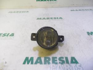 Used Fog light, front left Renault Clio II (BB/CB) 1.2 16V Price € 10,00 Margin scheme offered by Maresia Parts