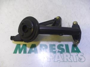 Used Oil pump Peugeot 206 (2A/C/H/J/S) 1.4 HDi Price € 20,00 Margin scheme offered by Maresia Parts