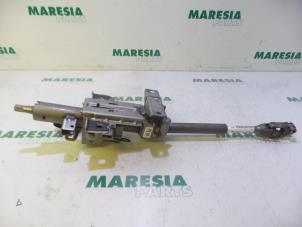 Used Steering column housing Renault Espace (RFCJ) 1.6 Tce 200 EDC Price € 105,00 Margin scheme offered by Maresia Parts