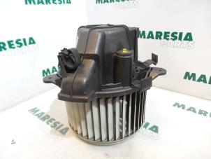 Used Heating and ventilation fan motor Fiat Stilo (192A/B) 1.6 16V 5-Drs. Price € 25,00 Margin scheme offered by Maresia Parts