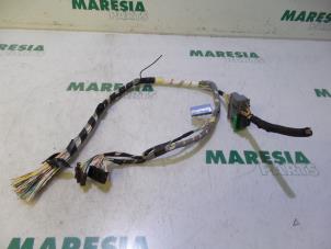 Usagé Faisceau de câbles Renault Megane III Berline (BZ) 1.6 16V Prix € 105,00 Règlement à la marge proposé par Maresia Parts