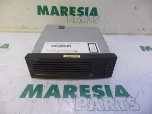 Usagé Changeur de CD Citroen C4 Berline (LC) 1.6 HDi 16V Prix € 131,25 Règlement à la marge proposé par Maresia Parts