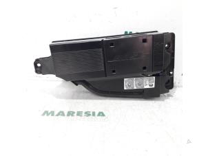 Used Subwoofer Renault Espace (RFCJ) 1.6 Tce 200 EDC Price € 75,00 Margin scheme offered by Maresia Parts