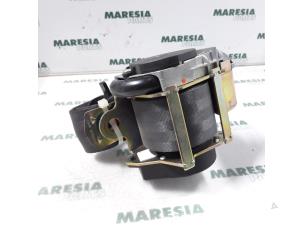 Used Rear seatbelt, right Renault Laguna II Grandtour (KG) 1.8 16V Price € 40,00 Margin scheme offered by Maresia Parts