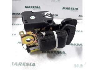 Used Front seatbelt, right Fiat Stilo (192A/B) 1.6 16V 3-Drs. Price € 40,00 Margin scheme offered by Maresia Parts