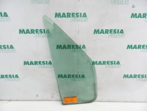 Gebrauchte Dreieckfenster rechts vorne Renault Master III (FD/HD) 2.2 dCi 16V Preis € 50,00 Margenregelung angeboten von Maresia Parts