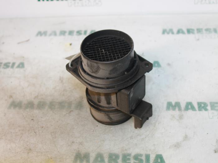 Gebrauchte Luftmengenmesser Renault Master II (FD/HD) 2.2 dCi 16V Preis € 35,00 Margenregelung angeboten von Maresia Parts