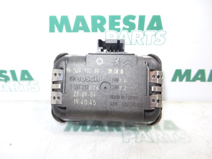 Begagnade Regnsensor Peugeot 407 SW (6E) 2.0 HDiF 16V Pris € 35,00 Marginaltabell erbjuds av Maresia Parts