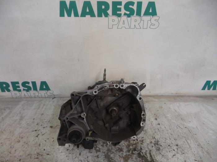 Gebrauchte Getriebe Renault Clio II (BB/CB) 1.2 16V Preis € 157,50 Margenregelung angeboten von Maresia Parts