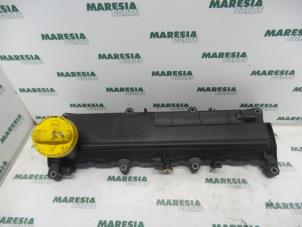Used Rocker cover Renault Scénic II (JM) 1.5 dCi 85 Price € 35,00 Margin scheme offered by Maresia Parts