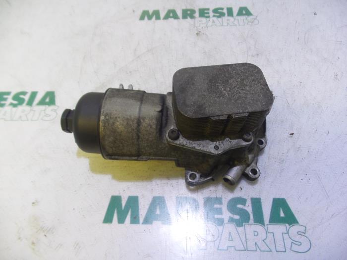 Gebrauchte Ölfilterhalter Citroen Berlingo 1.6 HDI 16V 75 Preis € 45,00 Margenregelung angeboten von Maresia Parts