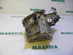 Used Gearbox casing Peugeot 207/207+ (WA/WC/WM) 1.4 16V Price € 40,00 Margin scheme offered by Maresia Parts