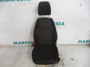 Gebrauchte Sitz links Peugeot 308 SW (4E/H) 1.6 HDiF 16V Preis € 85,00 Margenregelung angeboten von Maresia Parts