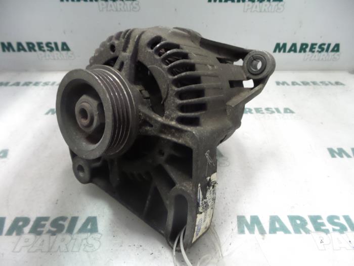 Begagnade Dynamo Fiat Punto I (176) 60 1.2 i.e. Selecta Pris € 35,00 Marginaltabell erbjuds av Maresia Parts