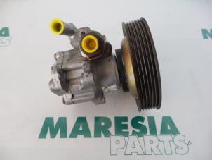 Usagé Pompe direction assistée Alfa Romeo 145 (930A) 1.4 Twin Spark 16V Prix € 50,00 Règlement à la marge proposé par Maresia Parts
