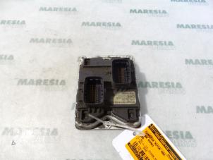 Używane Komputer sterowania silnika Alfa Romeo 166 2.0 Twin Spark 16V Cena € 105,00 Procedura marży oferowane przez Maresia Parts