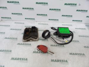 Usagé Calculateur moteur Alfa Romeo 166 2.0 Twin Spark 16V Prix € 105,00 Règlement à la marge proposé par Maresia Parts