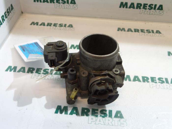 Gebrauchte Drosselklappengehäuse Fiat Marea Weekend (185BX/CX) 2.0 HLX 20V Preis € 50,00 Margenregelung angeboten von Maresia Parts
