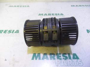 Used Heating and ventilation fan motor Renault Megane III Berline (BZ) 1.5 dCi 110 Price € 30,00 Margin scheme offered by Maresia Parts
