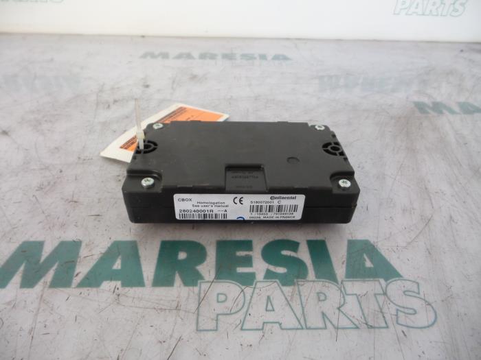 Usagé Ordinateur divers Renault Megane III Grandtour (KZ) 1.5 dCi 90 Prix € 34,99 Règlement à la marge proposé par Maresia Parts